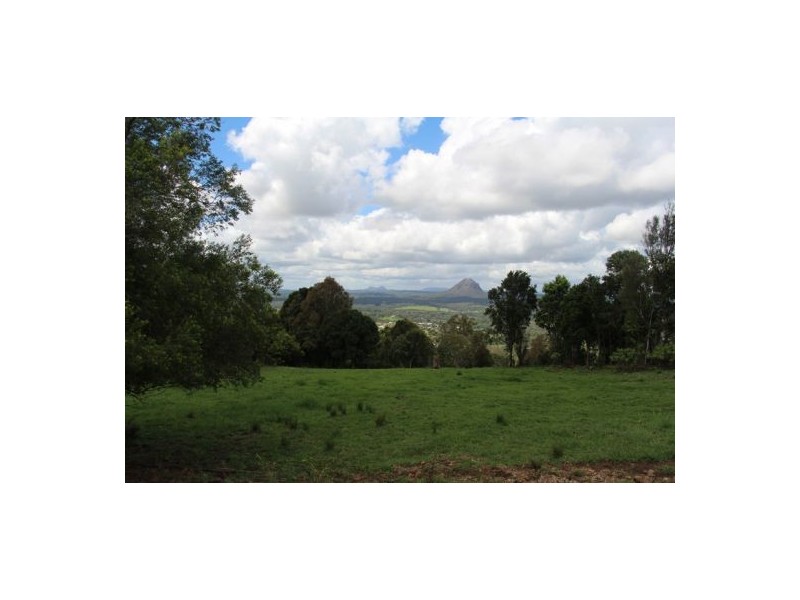 303 Tablelands Road, Cooran QLD 4569