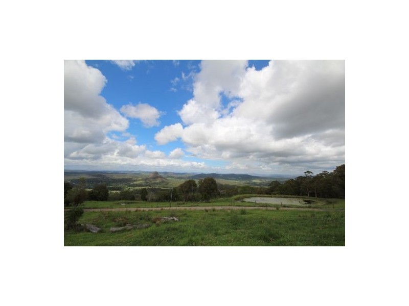 303 Tablelands Road, Cooran QLD 4569