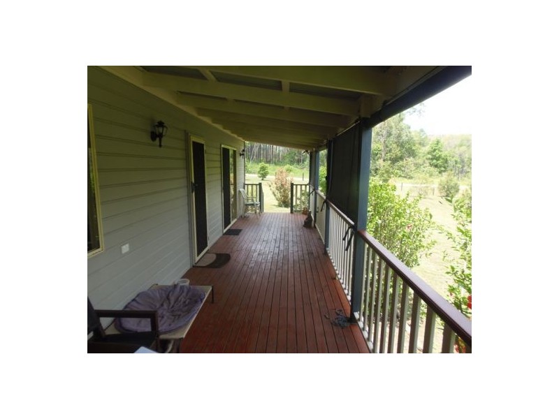 Glenwood QLD 4570