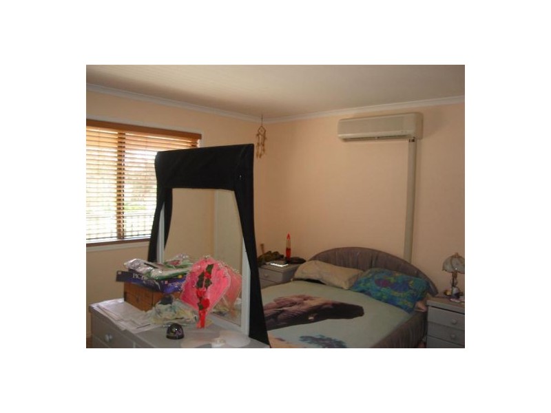 Victory Heights QLD 4570