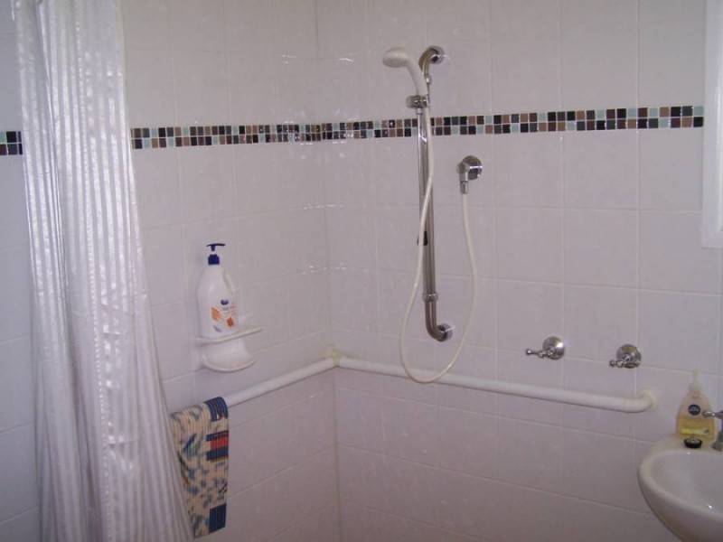 28 James Street, Glenwood QLD 4570