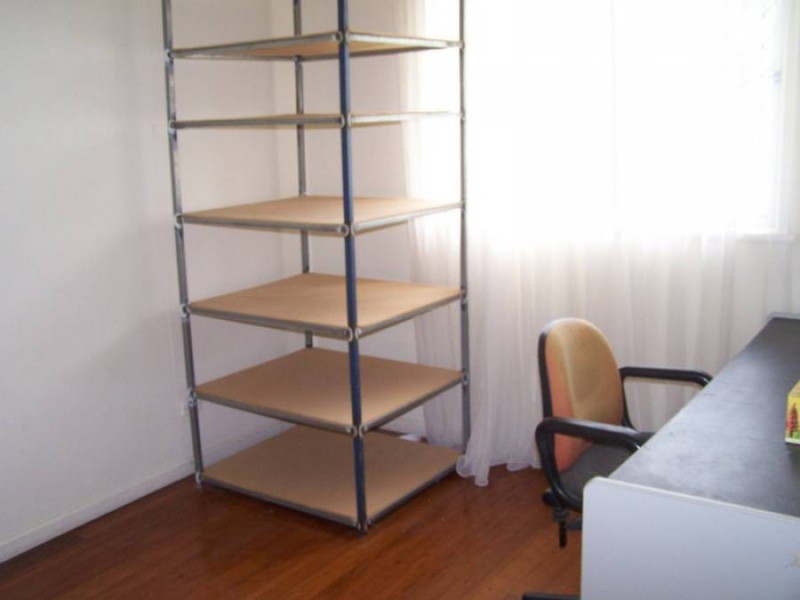 28 James Street, Glenwood QLD 4570