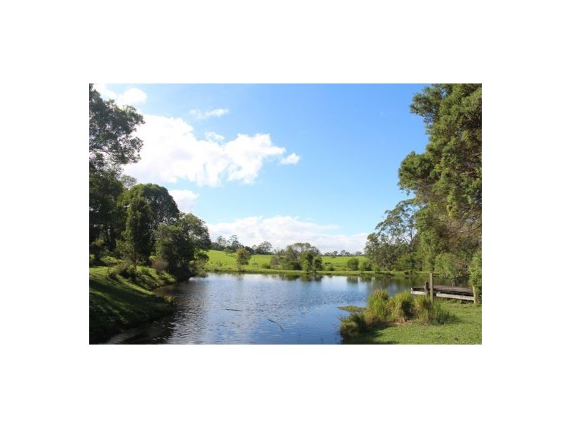 Pinbarren QLD 4568