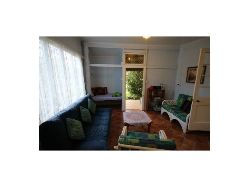 Pinbarren QLD 4568