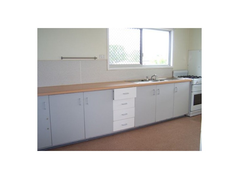 11 Valentine Street, Southside QLD 4570