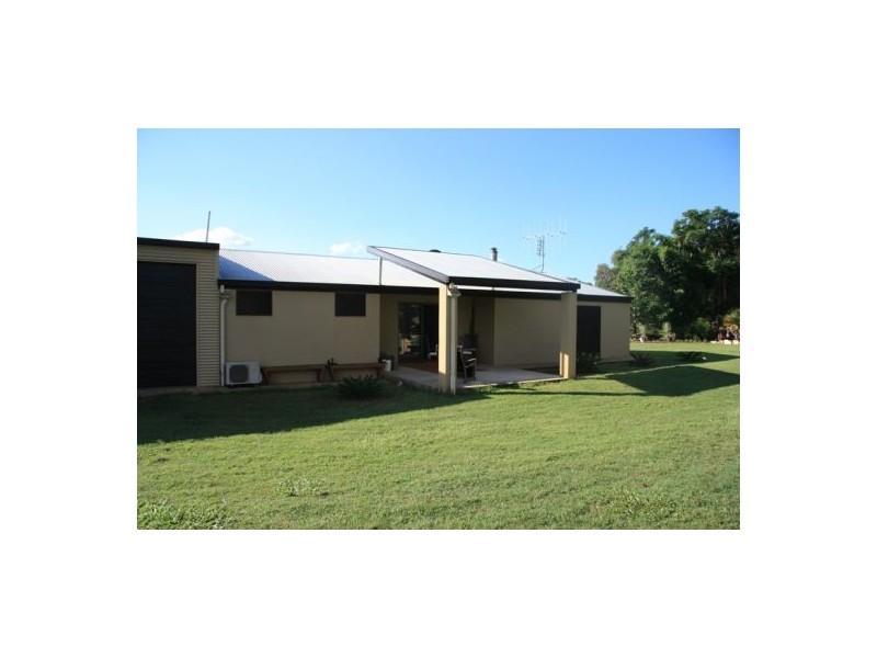 Goomboorian QLD 4570