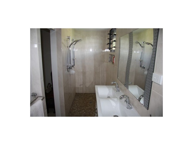 Goomboorian QLD 4570