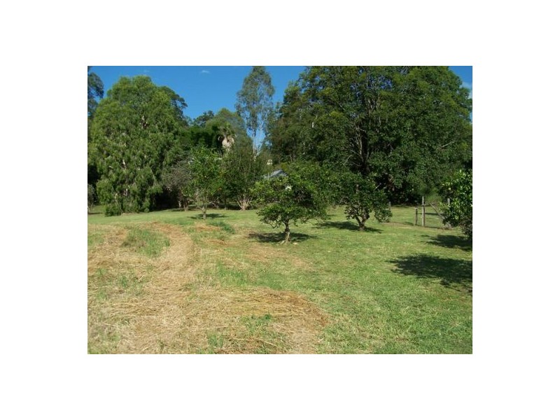89 Hood Raod, Veteran QLD 4570