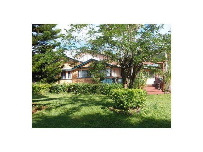 88 Ross Road, Goomboorian QLD 4570