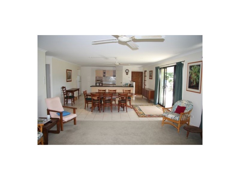 202 Allen Road, Chatsworth QLD 4570