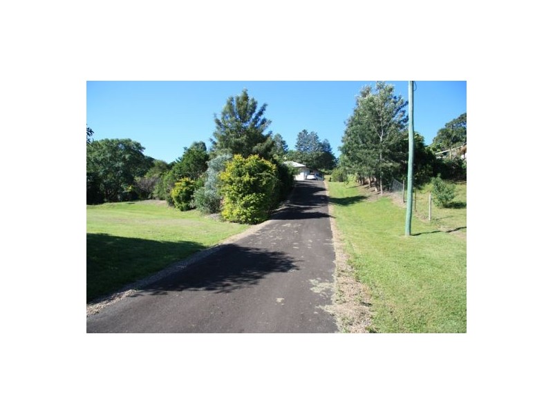 202 Allen Road, Chatsworth QLD 4570