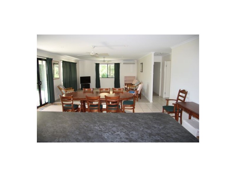 202 Allen Road, Chatsworth QLD 4570
