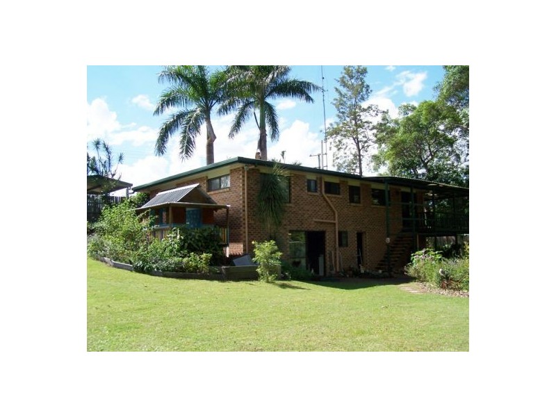 99 Groundwater Road, Southside QLD 4570