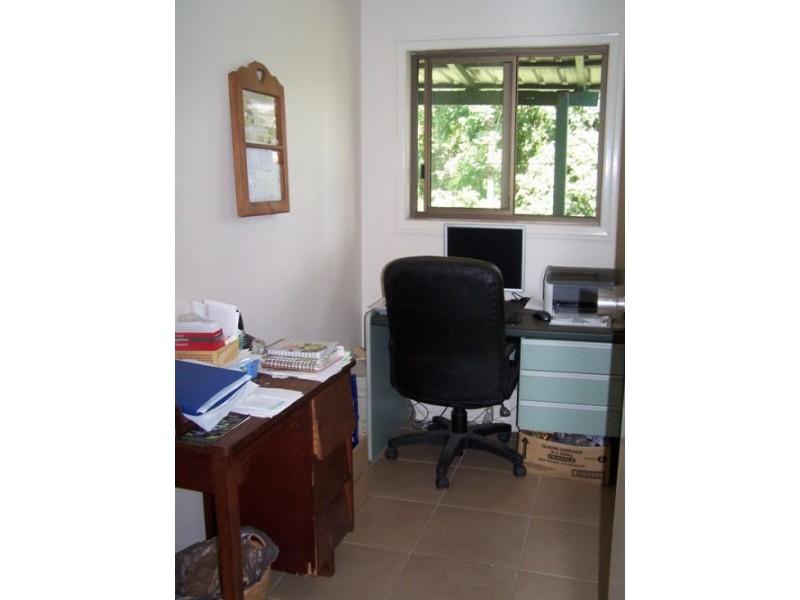 99 Groundwater Road, Southside QLD 4570