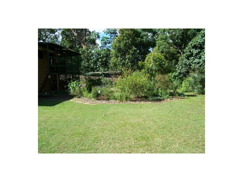 99 Groundwater Road, Southside QLD 4570