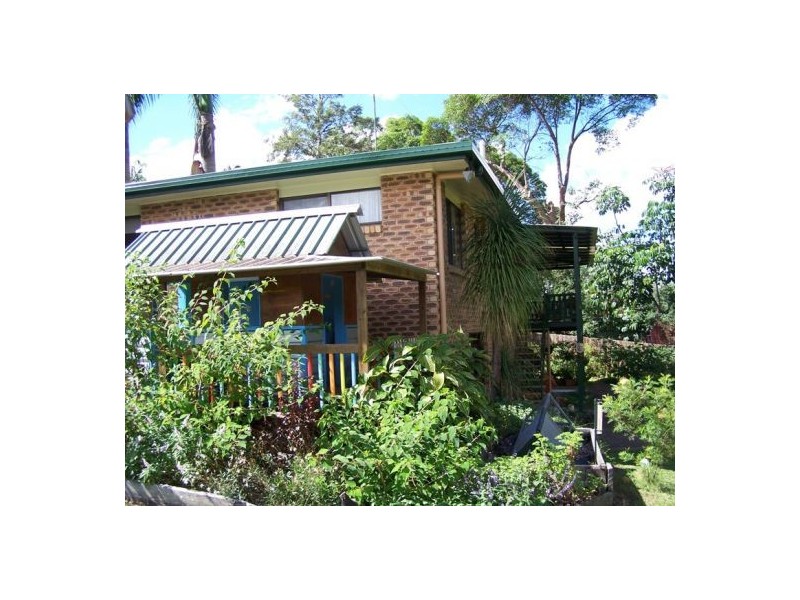 99 Groundwater Road, Southside QLD 4570