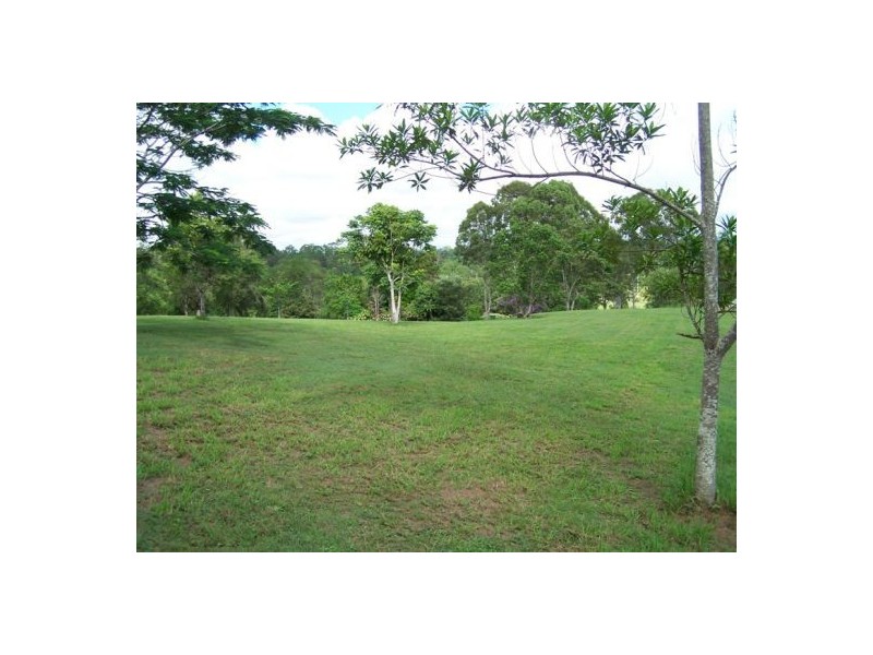 25 Plowman Road, Canina QLD 4570