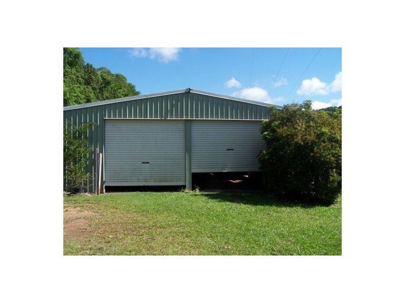 Federal QLD 4568