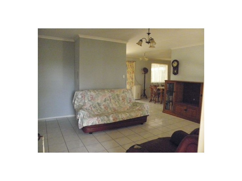 12 Booker Street, Woolooga QLD 4570