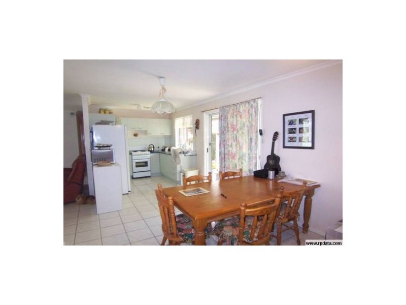 12 Booker Street, Woolooga QLD 4570
