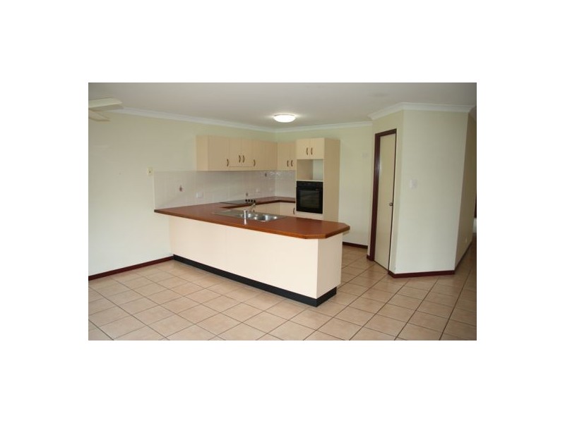 25 Piccadilly Drive, Southside QLD 4570