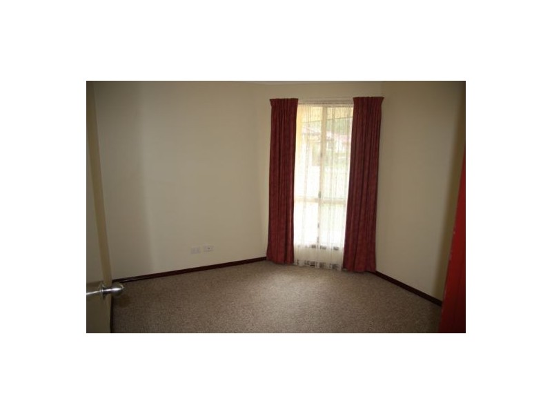 25 Piccadilly Drive, Southside QLD 4570