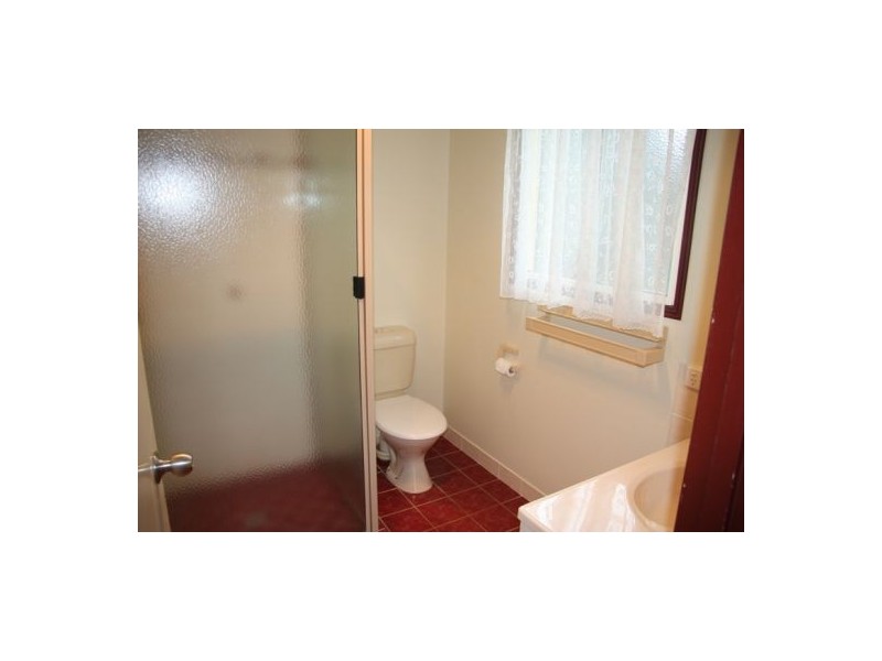 25 Piccadilly Drive, Southside QLD 4570