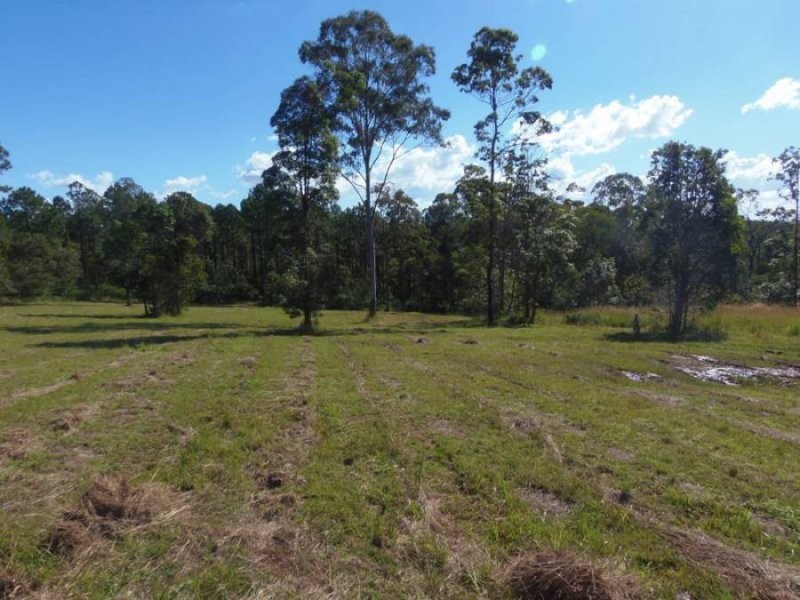 Glenwood QLD 4570