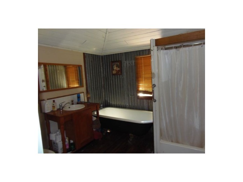 5 Burchill Lane, Monkland QLD 4570