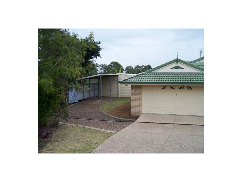 6 Deakin Court, Southside QLD 4570