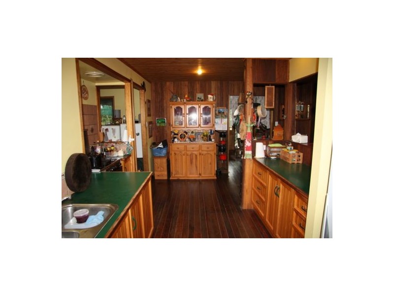 Glastonbury QLD 4570