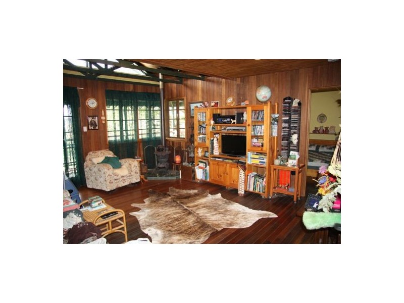 Glastonbury QLD 4570