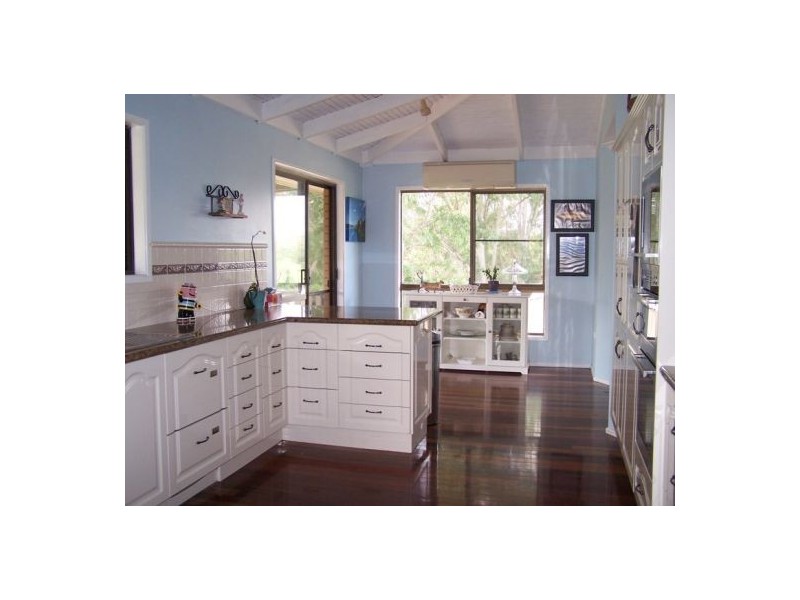 26 Hillview Road, Cedar Pocket QLD 4570