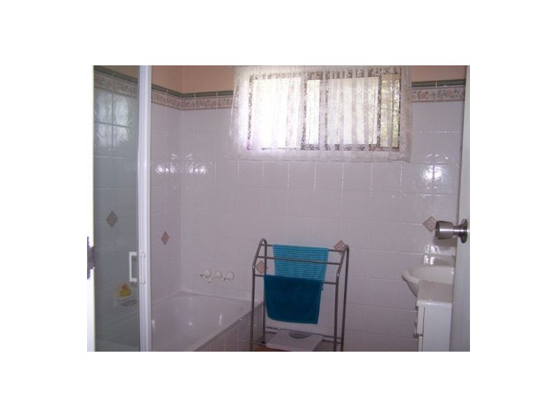 26 Hillview Road, Cedar Pocket QLD 4570