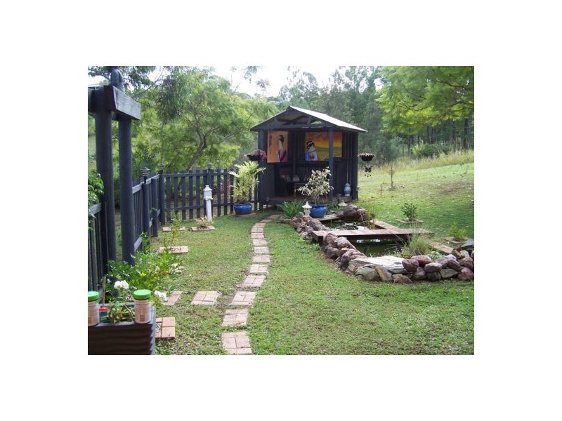 26 Hillview Road, Cedar Pocket QLD 4570