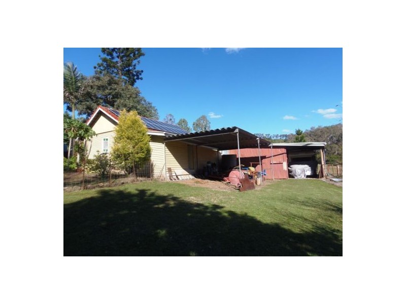 845 Bruce Highway, Chatsworth QLD 4570