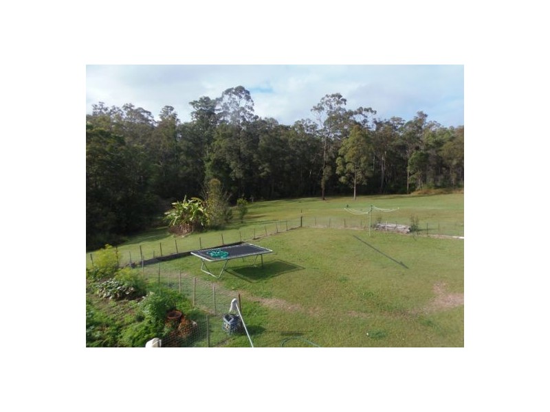 30 Gum Tree Road, Araluen QLD 4570