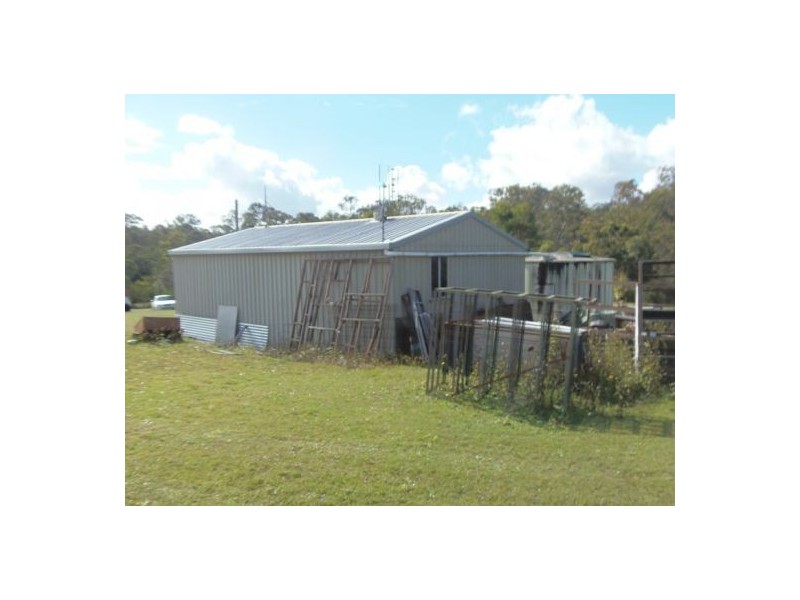 30 Gum Tree Road, Araluen QLD 4570