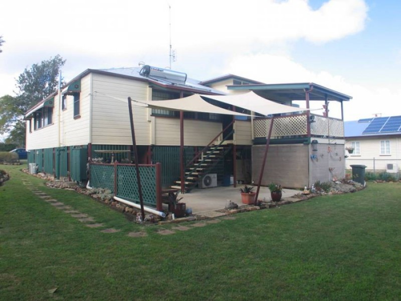 59 Gore Street, Murgon QLD 4605