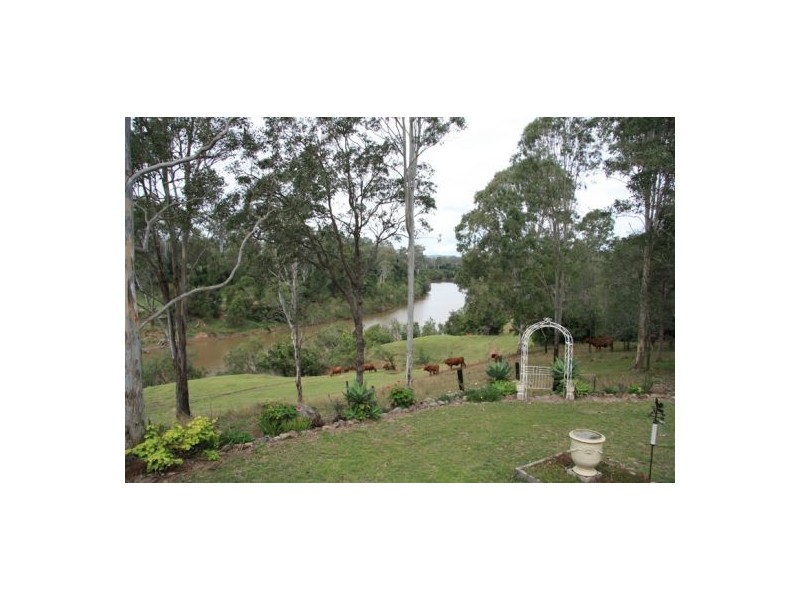 Bells Bridge QLD 4570