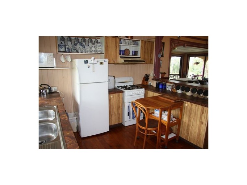 Bells Bridge QLD 4570