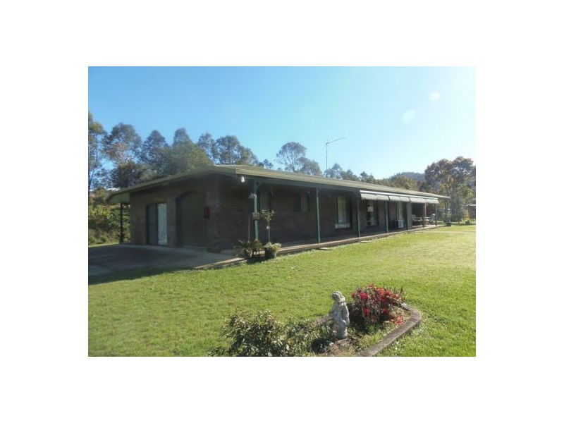 123 Bill James Road, Chatsworth QLD 4570