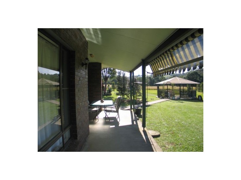 123 Bill James Road, Chatsworth QLD 4570