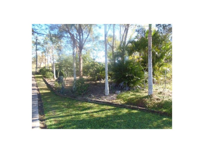 123 Bill James Road, Chatsworth QLD 4570