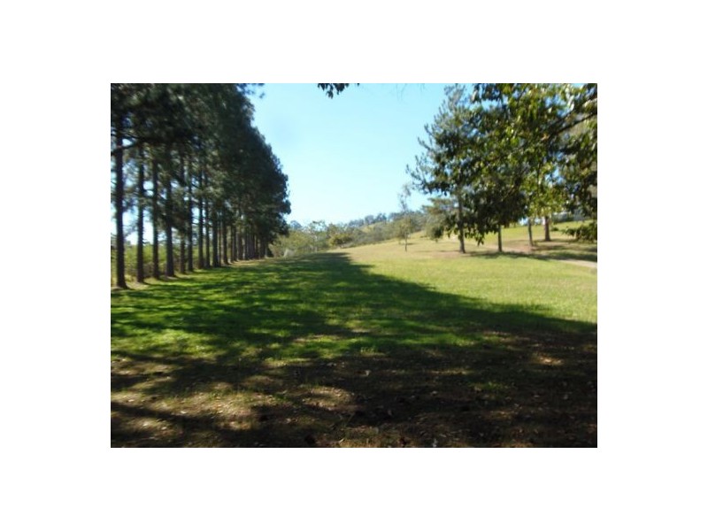 1089 Kin Kin Road, Wolvi QLD 4570