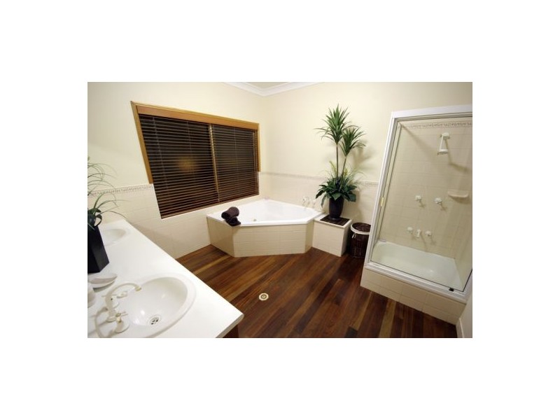 Lagoon Pocket QLD 4570