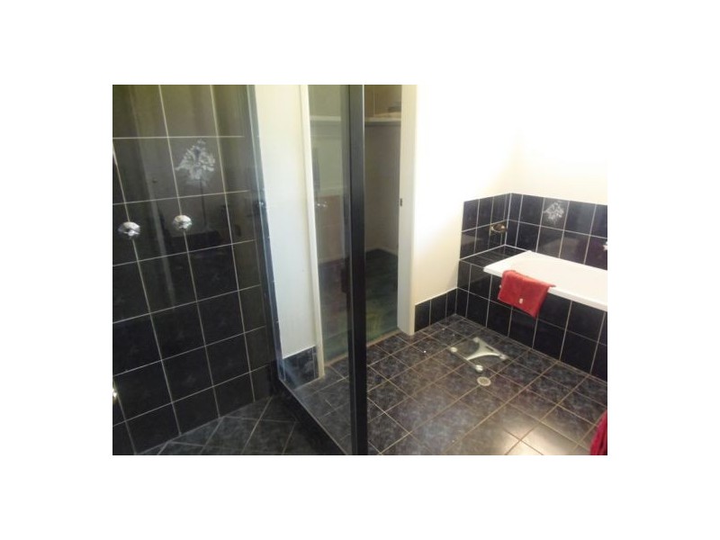 267 Wards Road, Glenwood QLD 4570