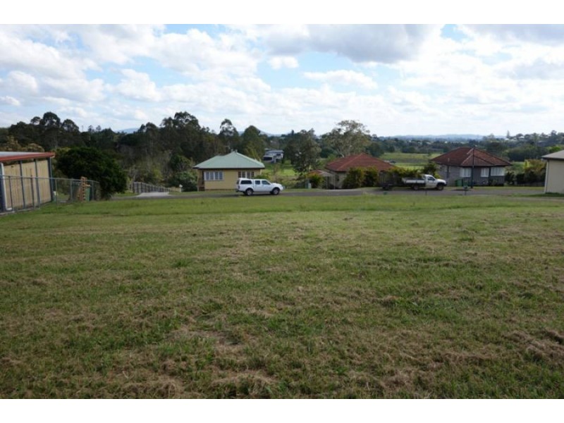 17 Walsh Court, Monkland QLD 4570