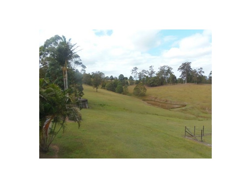 110 Thomason Road, Traveston QLD 4570