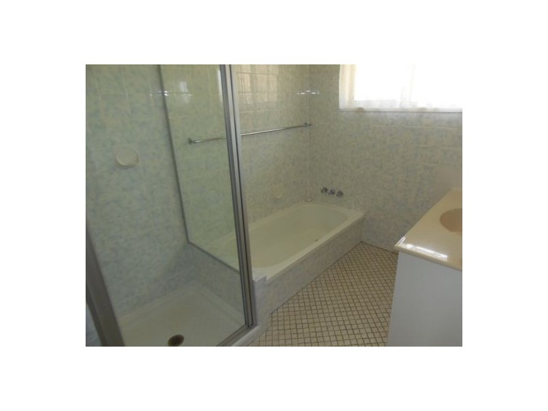 11 Banks Pocket Road, Gympie QLD 4570